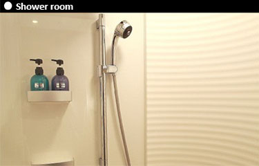 シャワールーム